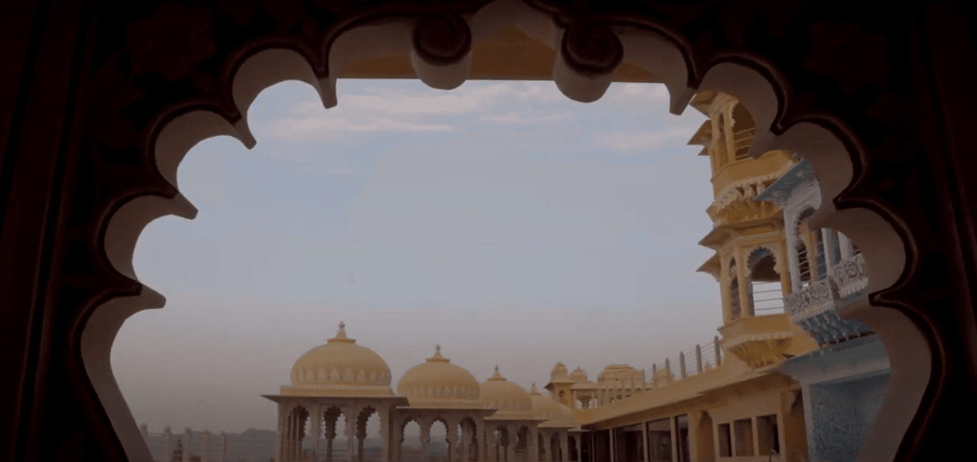 Boutique haveli archway photography in Udaipur old city